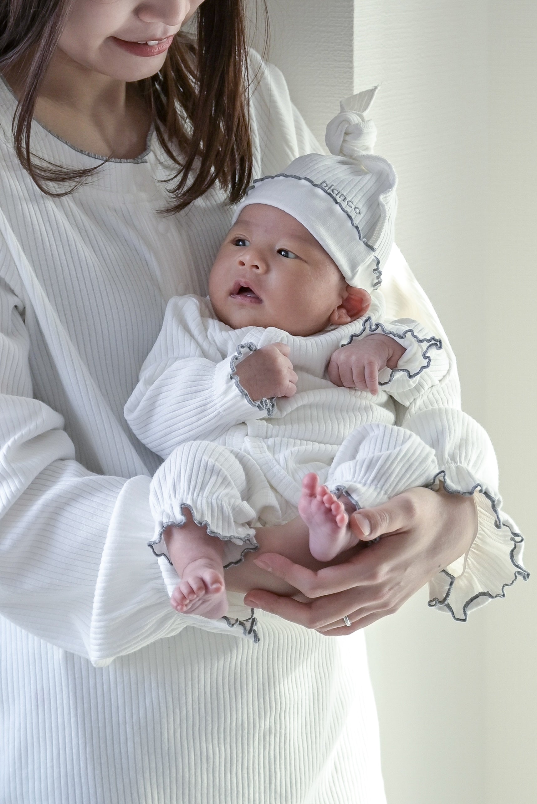 【予約商品】2月上旬頃発送予定mellow rompers