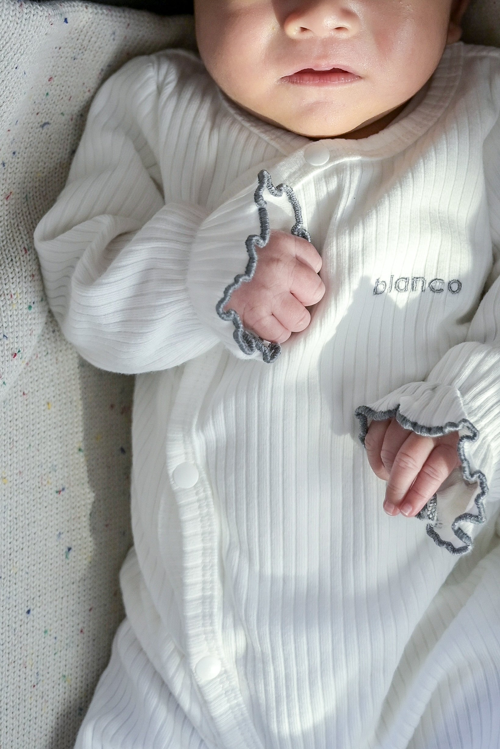 【予約商品】2月上旬頃発送予定mellow rompers