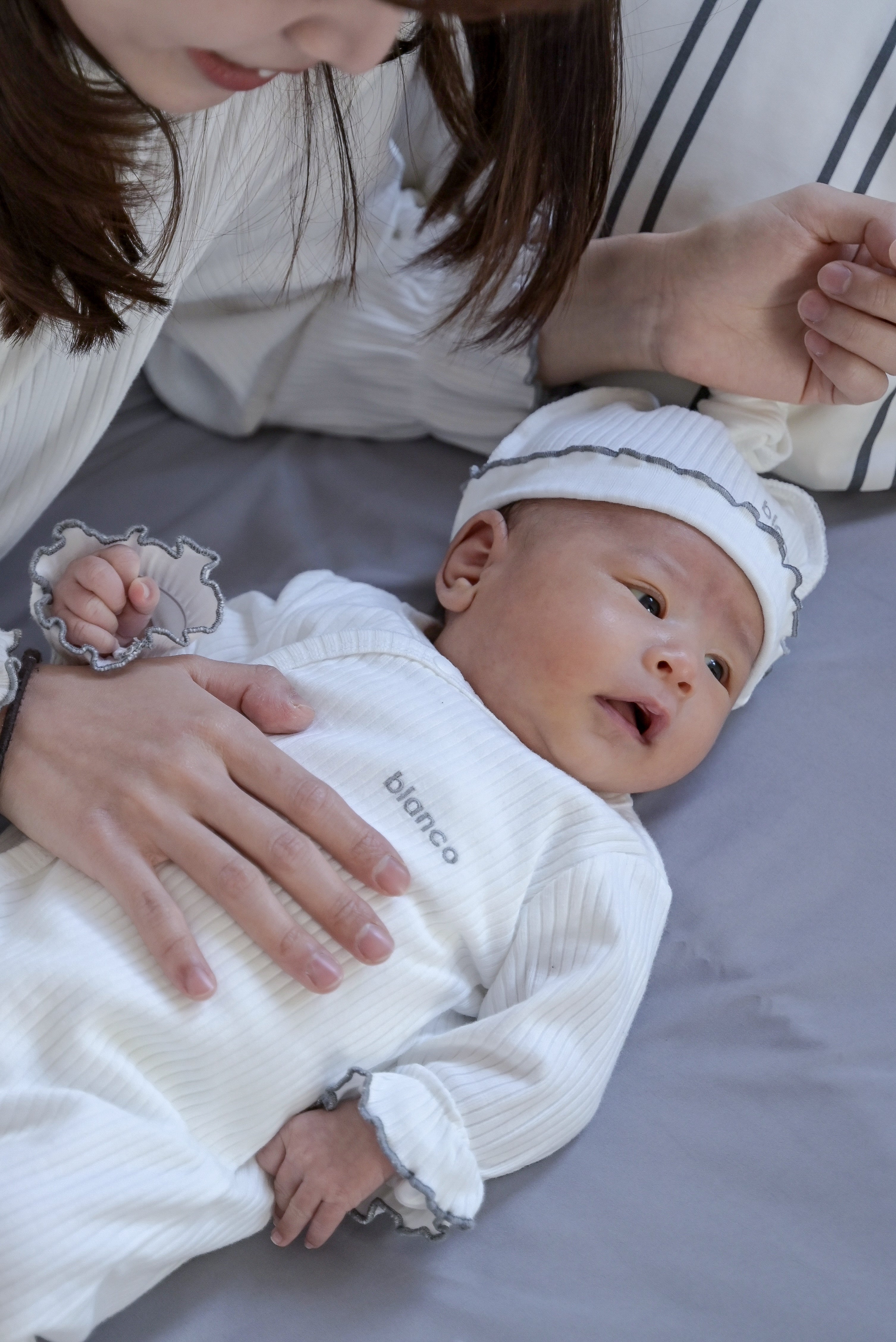 【予約商品】2月上旬頃発送予定mellow rompers